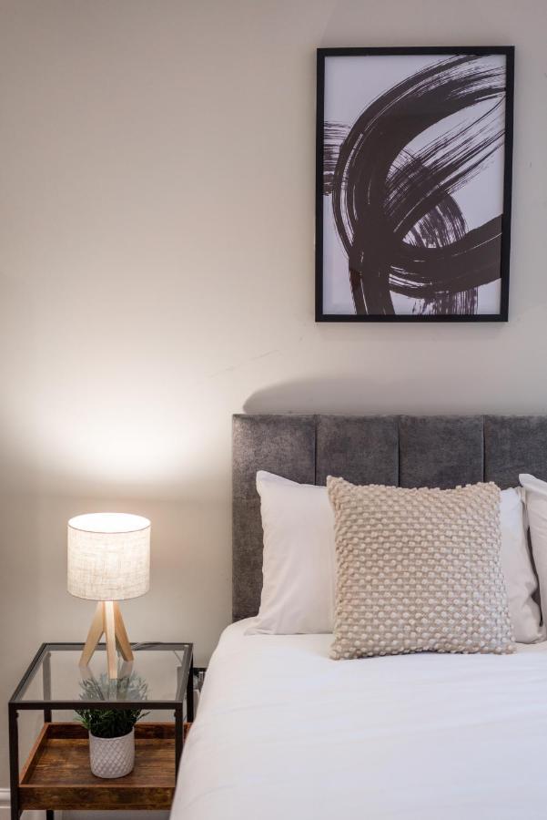 Westfield Apartment 2 Bedroom Near Notting Hill London Luaran gambar